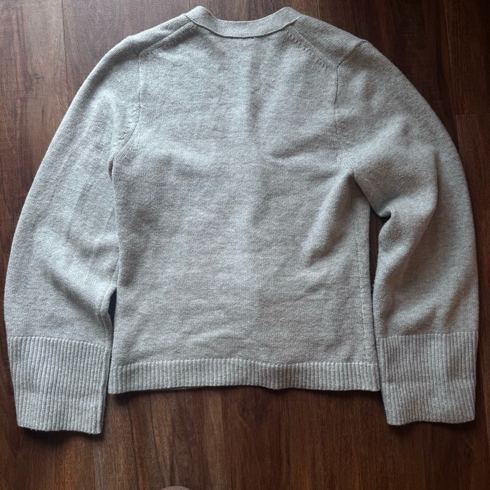 GAP Medium Tall Grey Knit Cardigan Wide Sleeve Button Front Sweater Pockets - Picture 3 of 7